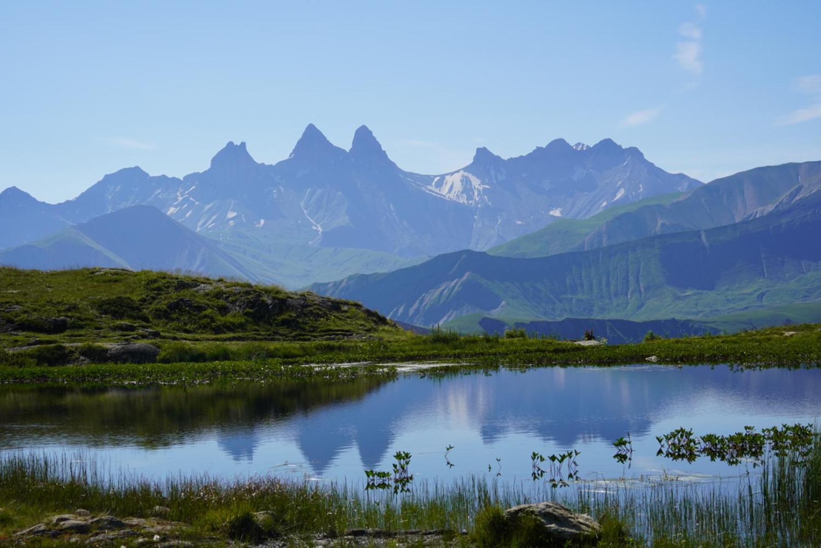 Отель Le Domaine Du Trappeur Сен-Сорлен-д'Арв Экстерьер фото