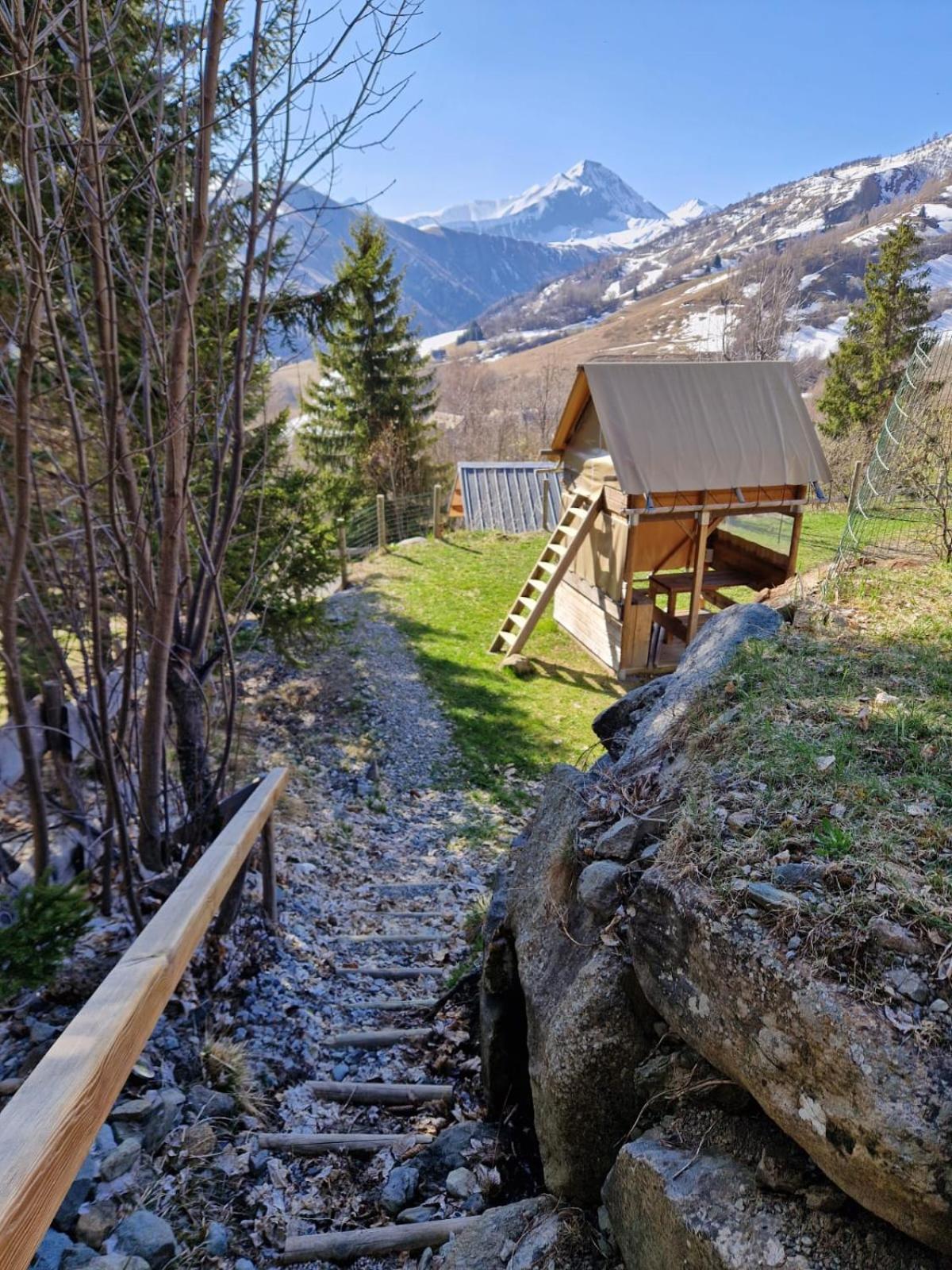 Отель Le Domaine Du Trappeur Сен-Сорлен-д'Арв Номер фото
