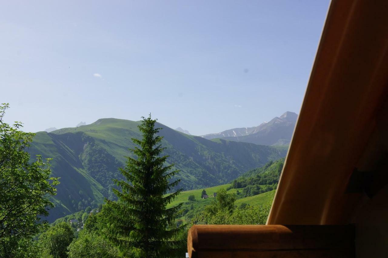 Отель Le Domaine Du Trappeur Сен-Сорлен-д'Арв Экстерьер фото